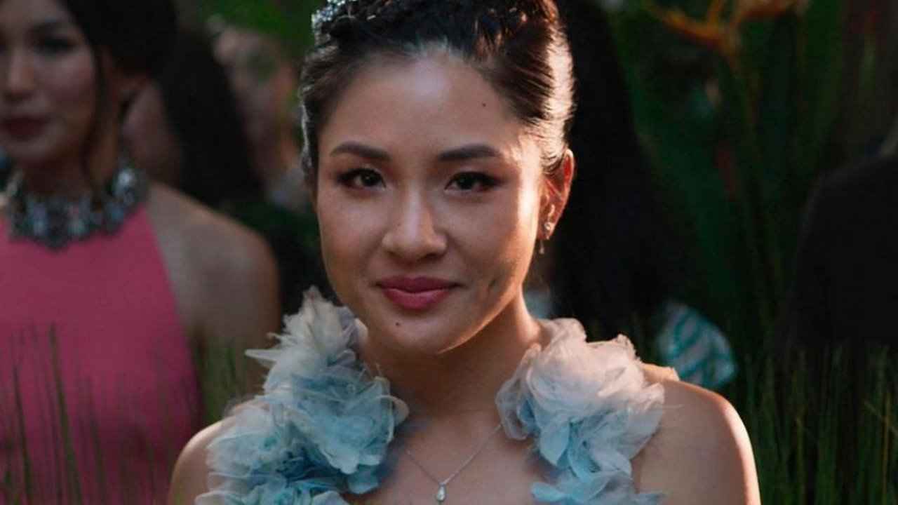 کنستانس وو در نقش ریچل چو در فیلم «آسیایی‌های خرپول»