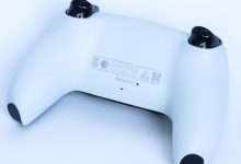 سوراخ پشت دسته‌ی PS5 برای چیست؟